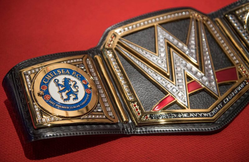 FOTO: La WWE celebra il Chelsea di Conte, ecco la bellissima cintura che gli hanno mandato
