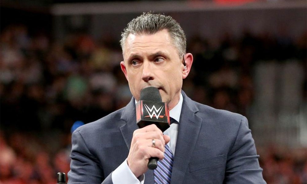 WWE: Michael Cole rinuncia al ruolo di coordinatore dei commentatori
