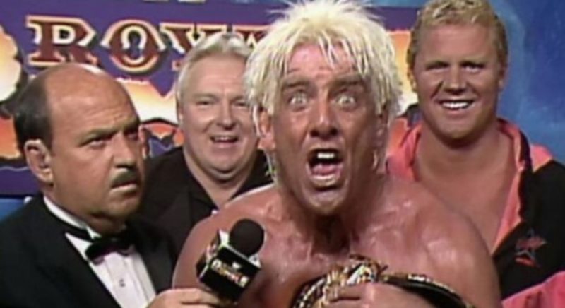 WWE: Ric Flair dimesso dall’ospedale