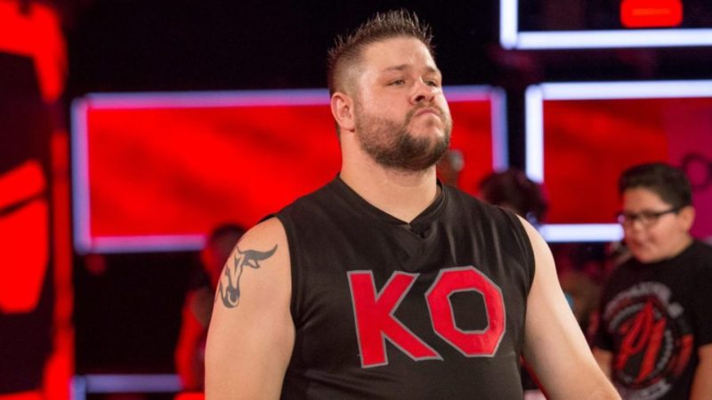 WWE: Kevin Owens è felice dell’ingaggio di Stokely Hathaway