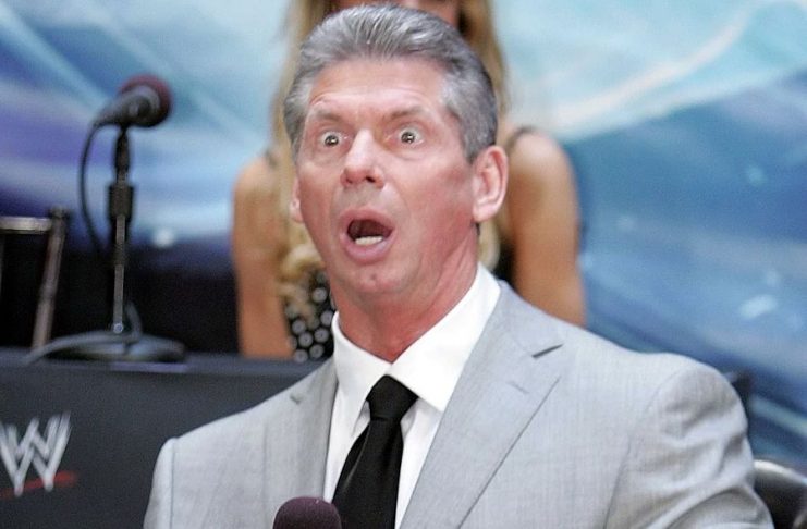 WWE: Vince McMahon è stato sorpreso a ballare una musica d’ingresso nel backstage