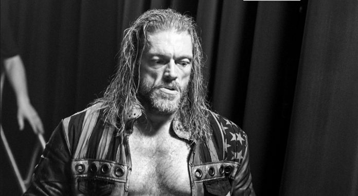 WWE: Edge si è infortunato nel match di Backlash