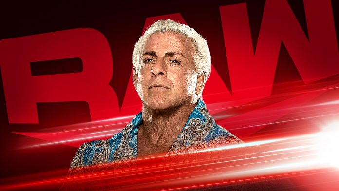 WWE: Annunciata la presenza di Ric Flair e di Rob Gronkowski a pochi minuti da Raw