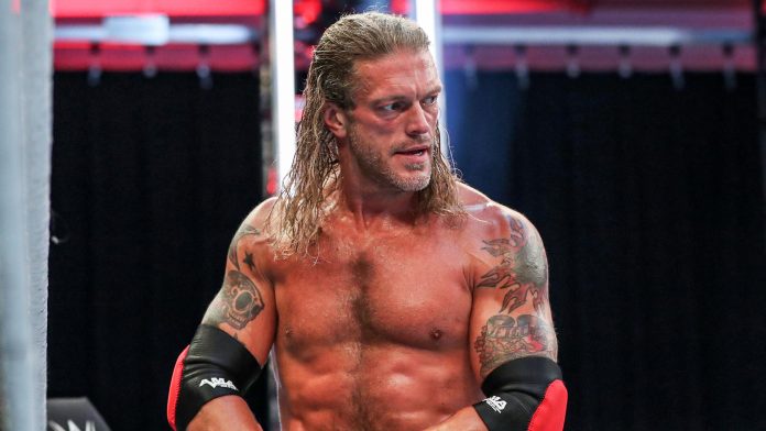 WWE: Situazione tesa tra Edge e il team creativo