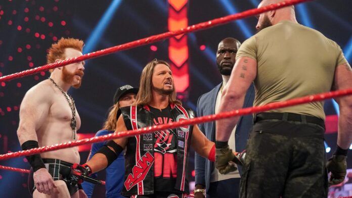 WWE: Nonostante la sospensione, Braun Strowman sarebbe l’avversario di McIntyre per TLC – Rumor