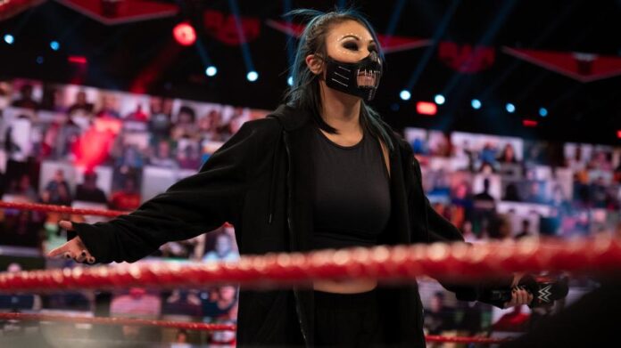 WWE: Mia Yim è passata da Smackdown a Raw