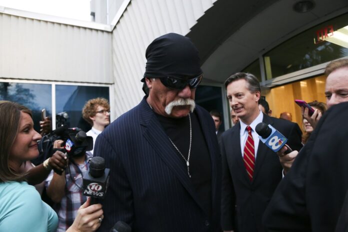 Hulk Hogan si è detto “devastato” dalla morte di Luke Harper/Brodie Lee
