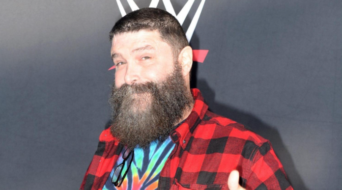 WWE: Tante leggende ma anche tante assenze a Raw is XXX, fa rumore quella di Mick Foley