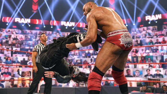 WWE: Un ex campione del mondo è tornato a Raw con una nuova stable – Spoiler