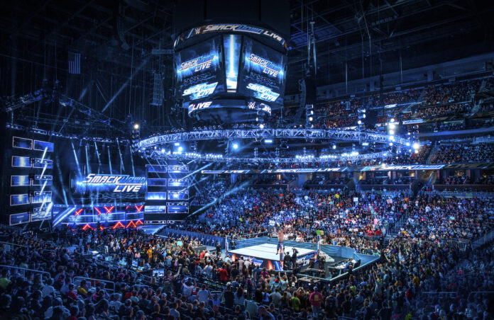 WWE: La puntata di SmackDown si conclude con un grande dark match