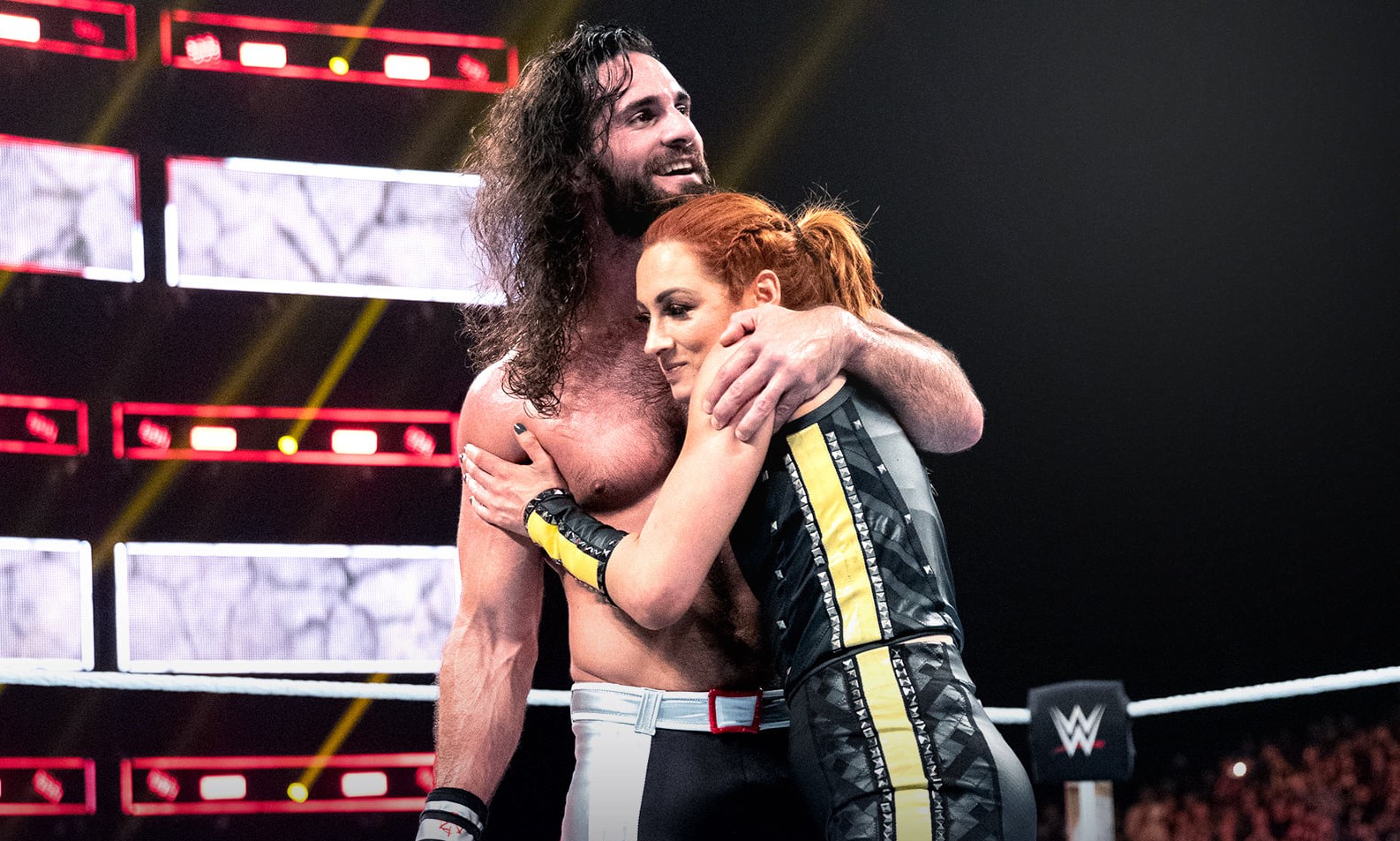 WWE: Seth Rollins non vuole rivelare il futuro di Becky Lynch adesso che è una free agent