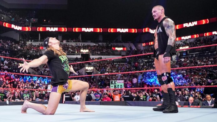 WWE: Riddle non molla la presa, gli RK-Bro esistono ancora? – Spoiler