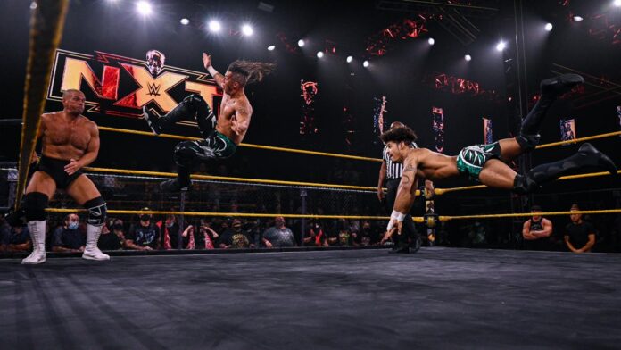 WWE: Titoli di coppia in palio, Lorcan e Burch obbligati a vincere da Pete Dunne – Spoiler