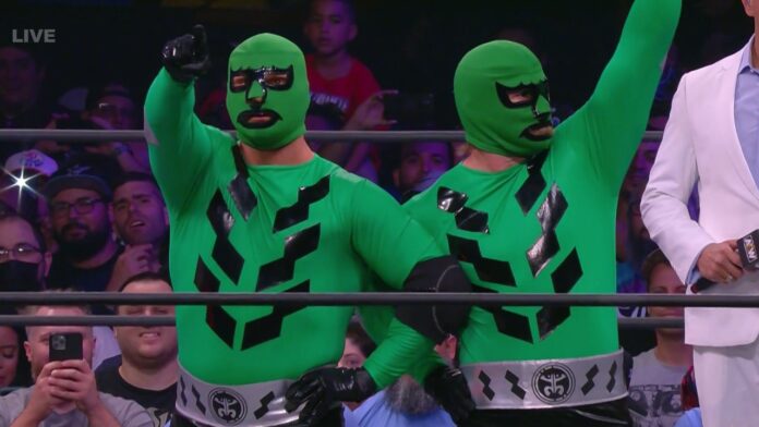 AEW: Un team misterioso sorprende i Lucha Brothers, chi sono i Las Super Ranas?