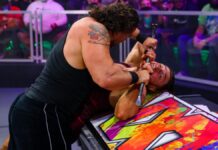 WWE: Con la sua arma preferita Tony D’angelo sconfigge Pete Dunne al culmine del loro feud