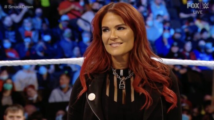 WWE: Lita appare a sorpresa ad un evento indipendente, non è più infortunata?