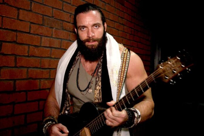 WWE: Elias resta ancora in panchina, non ci sono idee per lui