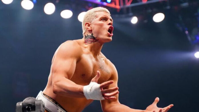 WWE: Guardando una foto Cody Rhodes sembra in ottima forma