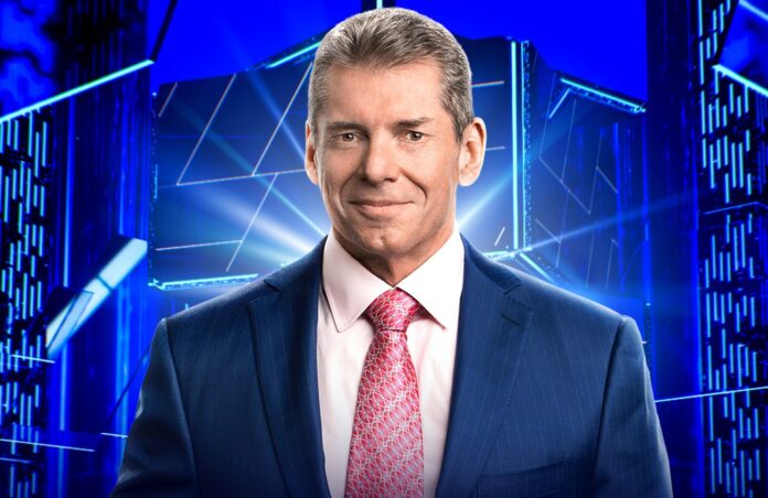 WWE: Futuro incerto per Kevin Dunn