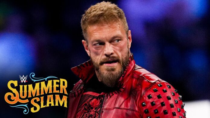 WWE: Edge torna con un nuovo look e si vendica sul Judgment Day nel modo più doloroso