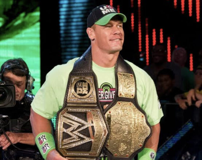 WWE: John Cena era stato considerato per entrare nella Evolution, dice un ex writer