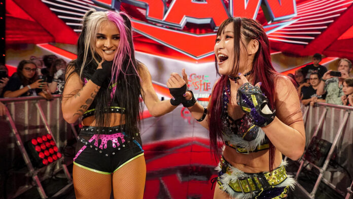 WWE: Dakota Kai e Iyo Sky si prendono la finale sorprendendo Asuka e Alexa Bliss