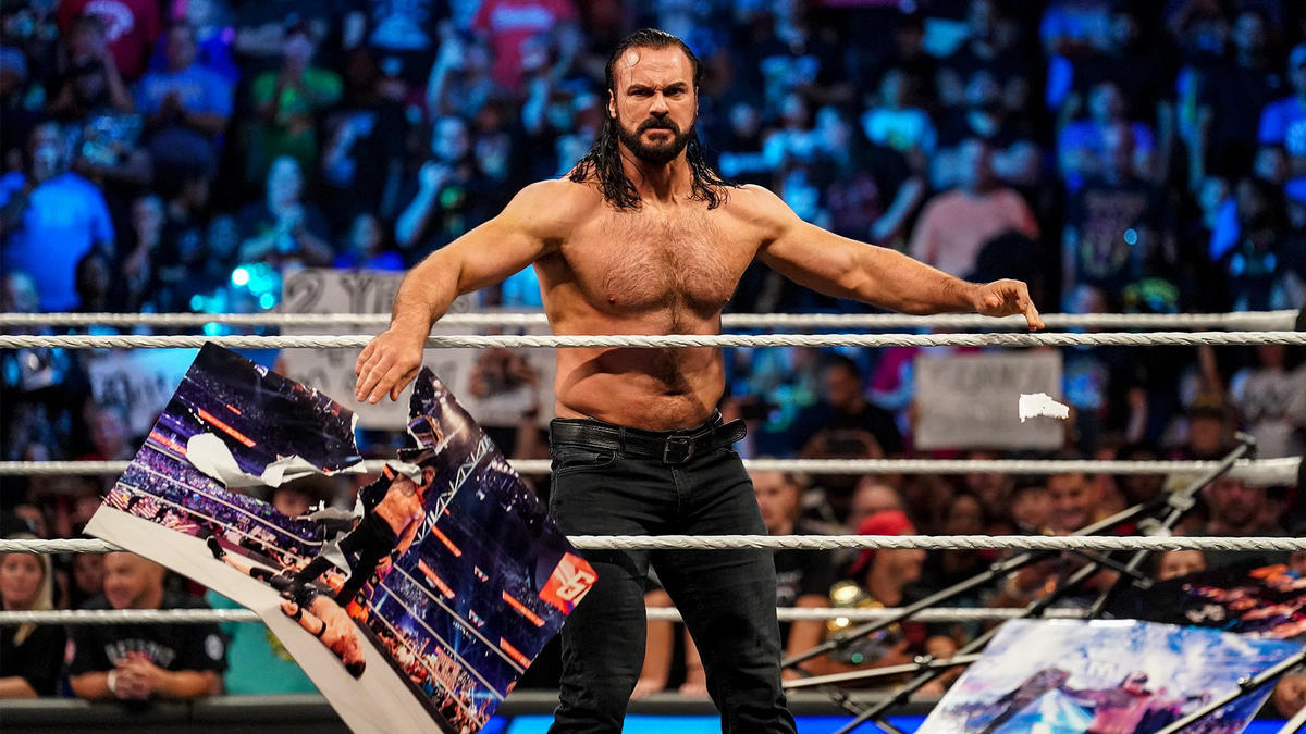 WWE: Niente celebrazione per Reigns, Drew McIntyre demolisce la Bloodline.