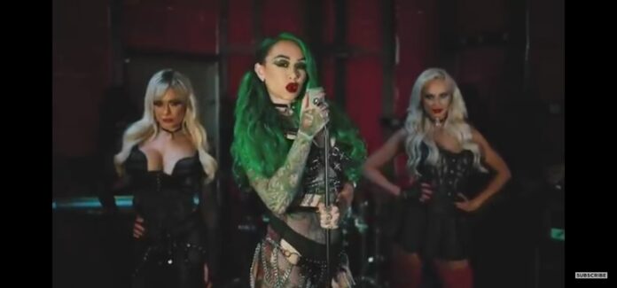 VIDEO: Shotzi, Scarlett e Harley Cameron si esibiscono in un video musicale a tema Halloween