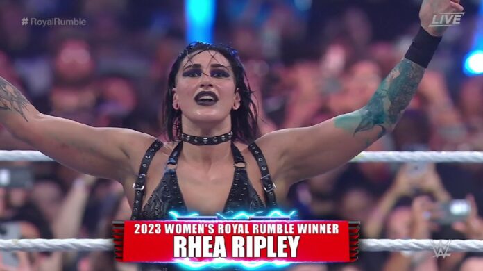 WWE: Rhea Ripley dominatrice, vince la Royal Rumble entrando con il numero 1