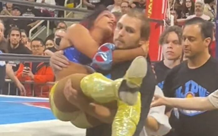 NJPW: Brutto infortunio per Mercedes Monè. Willow Nightingale è la prima campionessa Strong della storia