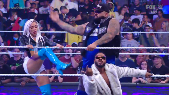 WWE: Smentiti i rumours riguardo a possibili dissidi tra il backstage e gli Hit Row
