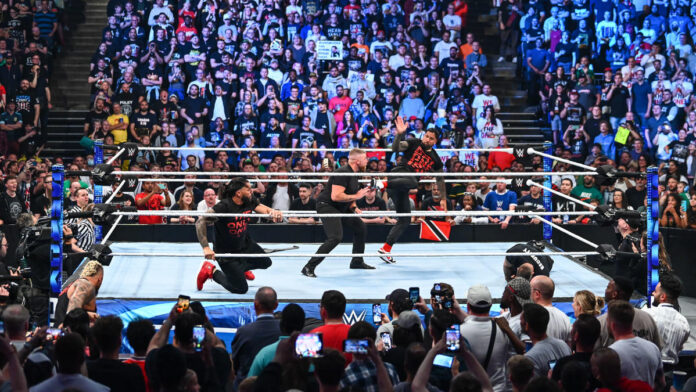 WWE: Roman Reigns e gli Usos salteranno il prossimo episodio di Smackdown, lo show blu rimane senza la Bloodline