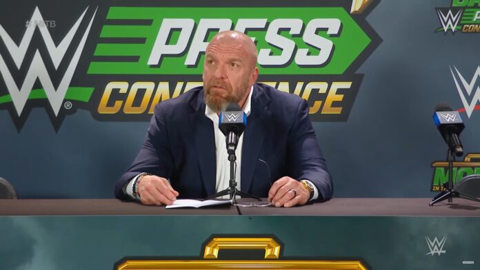 WWE: Triple H non era presente a RAW!