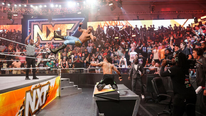 WWE: Intensità e tante acrobazie! Carmelo Hayes e Wes Lee regalano emozioni nel main event di Heatwave