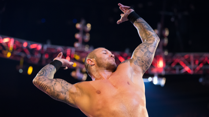 WWE: L’annuncio di Cody Rhodes, sarà Randy Orton il quinto membro del suo team
