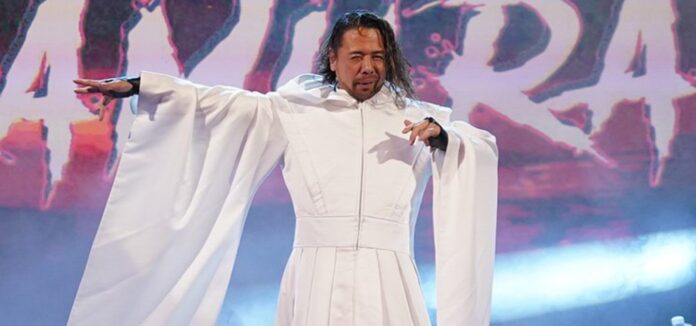 WWE: Nakamura “rinato”, secondo il backstage il merito è di Triple H ma anche di Seth Rollins