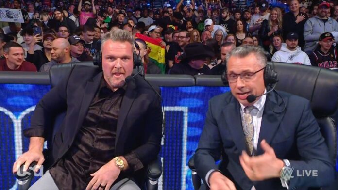 WWE: Pat McAfee è tornato al fianco di Michael Cole come nuovo commentatore di Raw