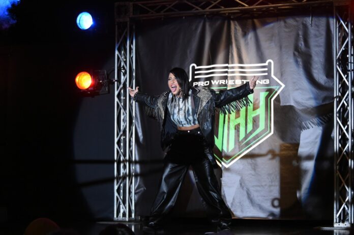 Niente WWE per ora, Giulia fa il suo esordio in Pro Wrestling NOAH