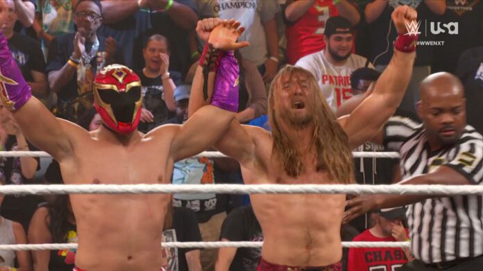 WWE: Nel festival del volo sono Axiom e Frazer a trionfare, a Stand & Deliver caccia ai titoli di coppia