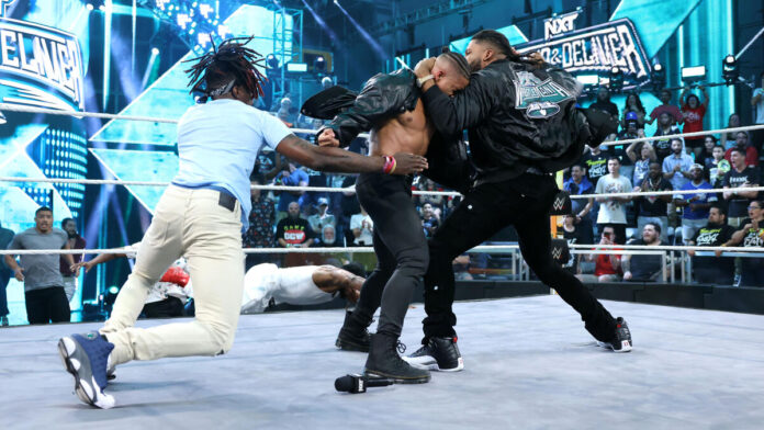WWE: Hayes e Williams allo scontro fisico, dopo quello verbale, a pochi giorni da Stand & Deliver