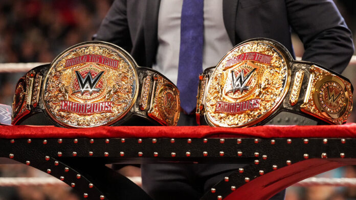 WWE: Nuovo look e nome per i titoli di coppia di Raw, gli Awesome Truth sono i campioni mondiali