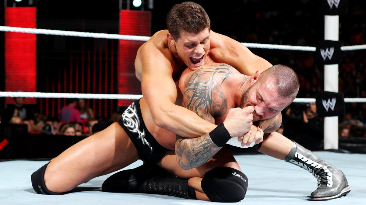 WWE: Randy Orton condivide un tweet del 2011 in cui definiva Cody un futuro World Champion