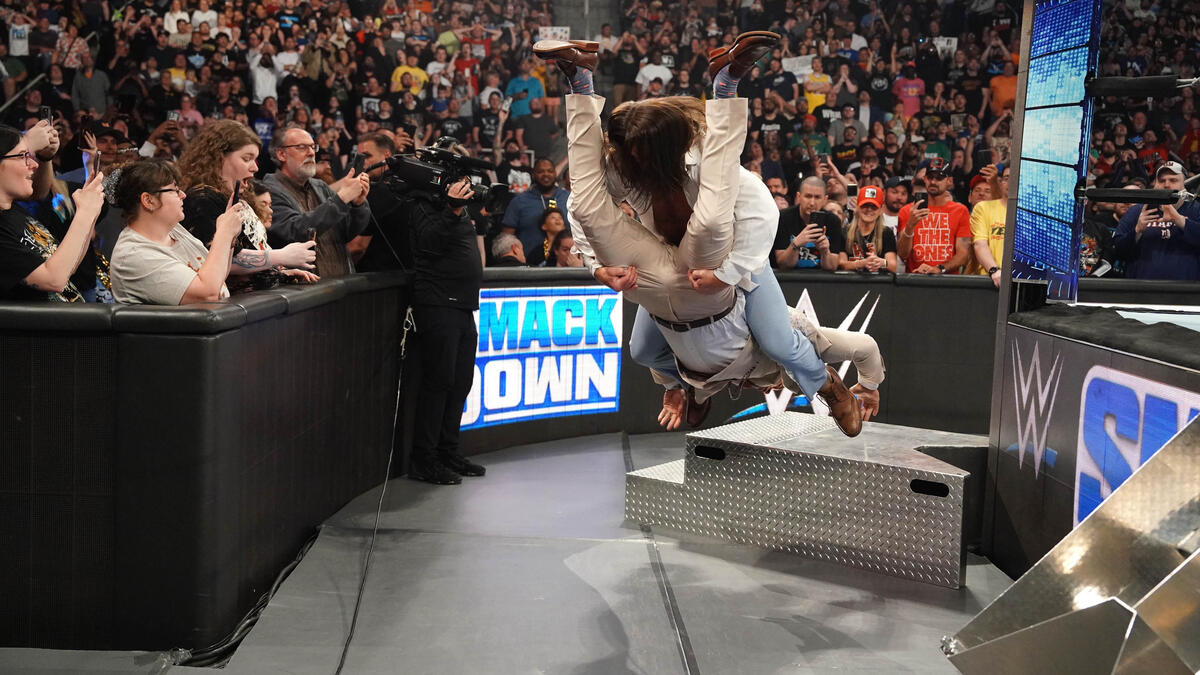 WWE: In programma un Cody Rhodes vs AJ Styles II? I due si affrontano ancora durante i live event…