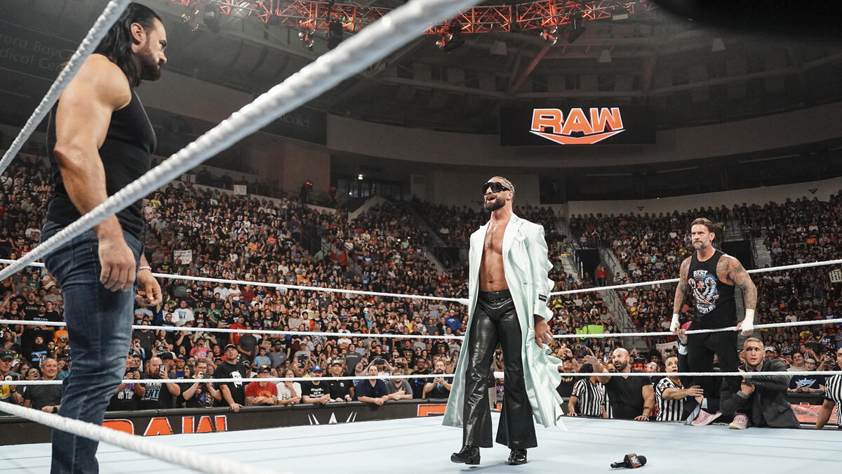 WWE: Finalmente CM Punk vs McIntyre ufficiale per SummerSlam, Rollins sarà arbitro speciale