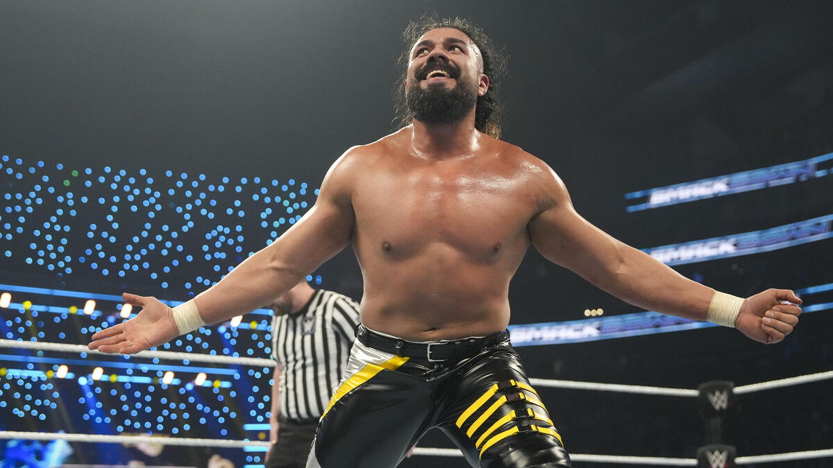 WWE | Andrade chiude la serie contro Carmelo Hayes e diventa #1 ...