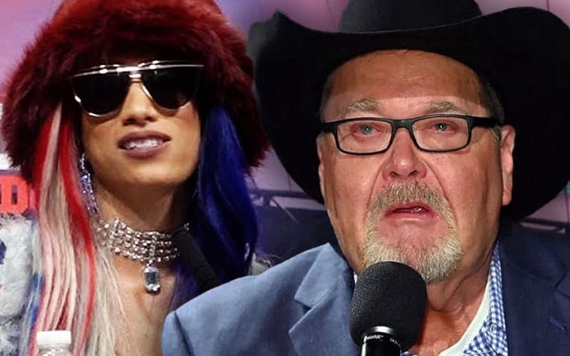 AEW: Jim Ross corregge le sue parole su Mercedes Mone