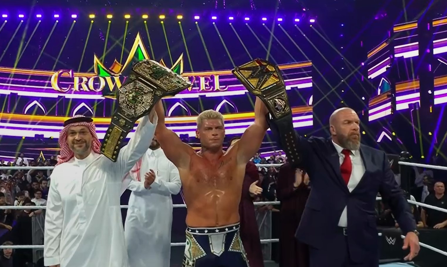 WWE: Cody Rhodes batte Gunther con un colpo di genio e diventa Crown Jewel Champion