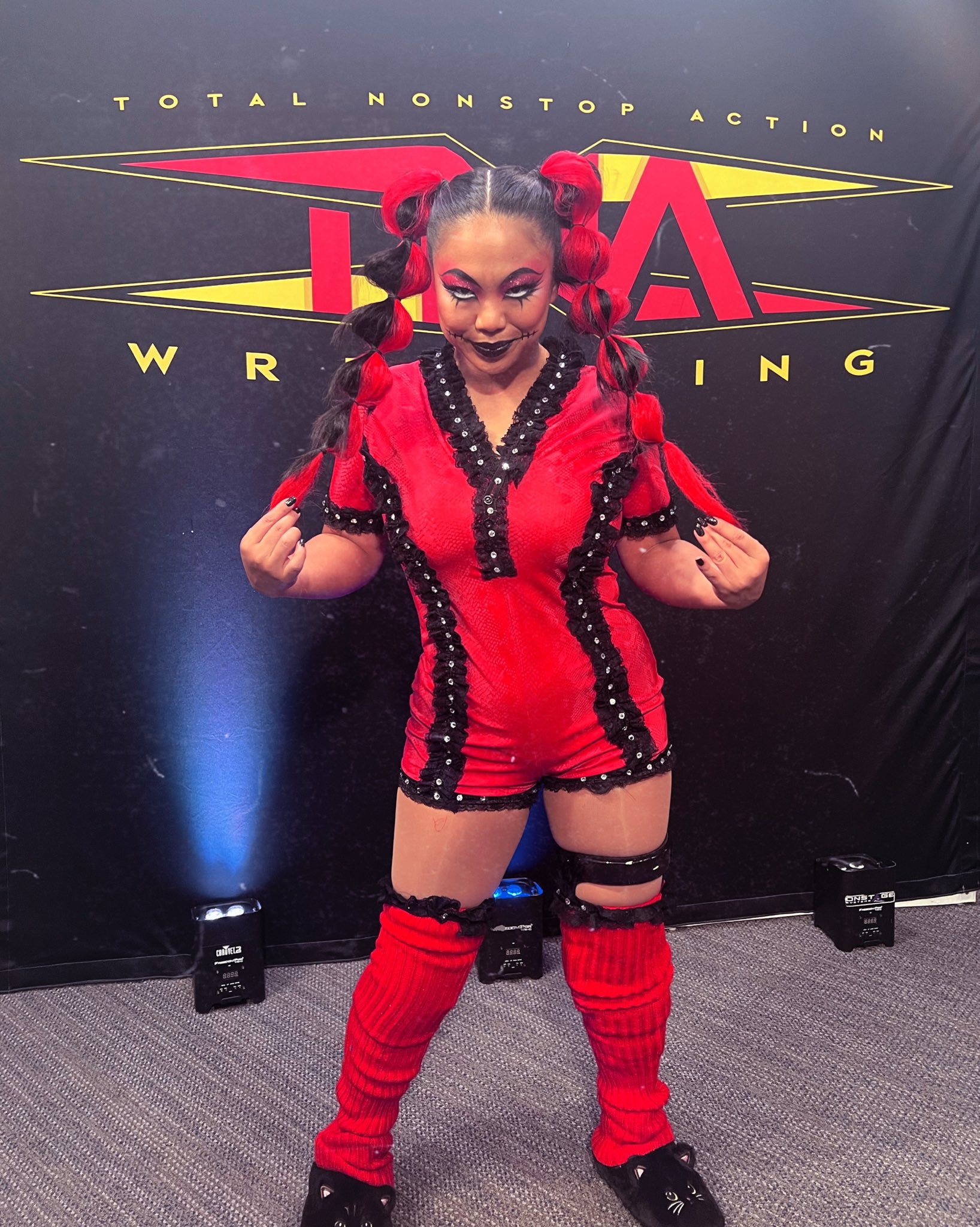 TNA: Wendy Choo ringrazia e saluta la compagnia