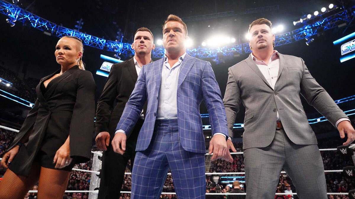 WWE: Apre il mercato trasferimenti tra i tre roster, primo passaggio da Raw a SmackDown