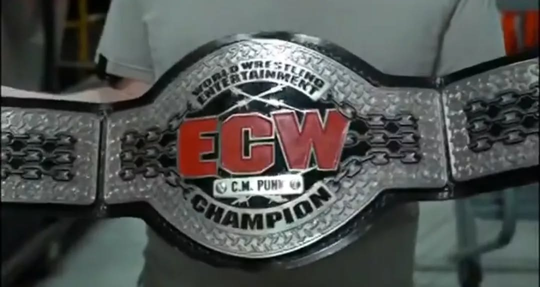 WWE: Il WWE Vault svela il design dimenticato del titolo ECW del 2007